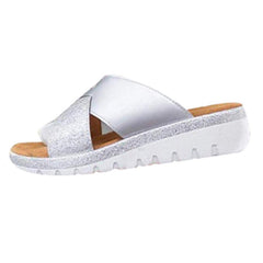 🔥Oferta ograniczona czasowo🔥【35-43】2026 damskie letnie kapcie plus size z płaskim dnem i skrzyżowanymi nogawkami