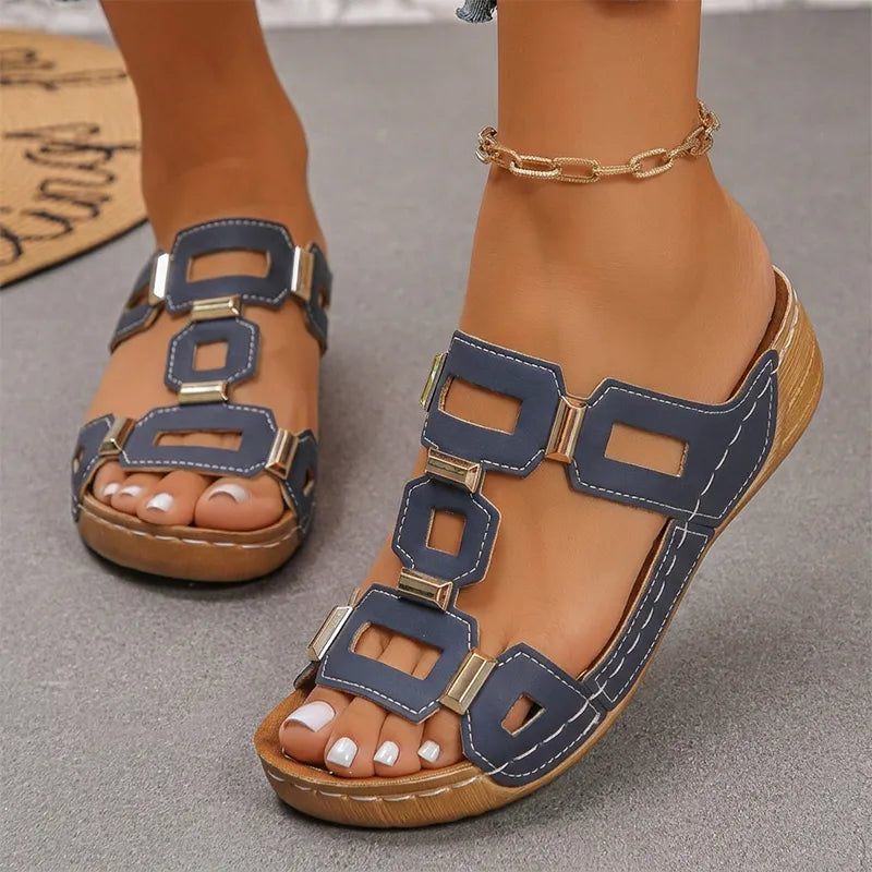 👡【Wygodne, nie powodują zmęczenia podczas chodzenia】Sandały w stylu retro na platformie i obcasie klinowym (ortopedyczne)